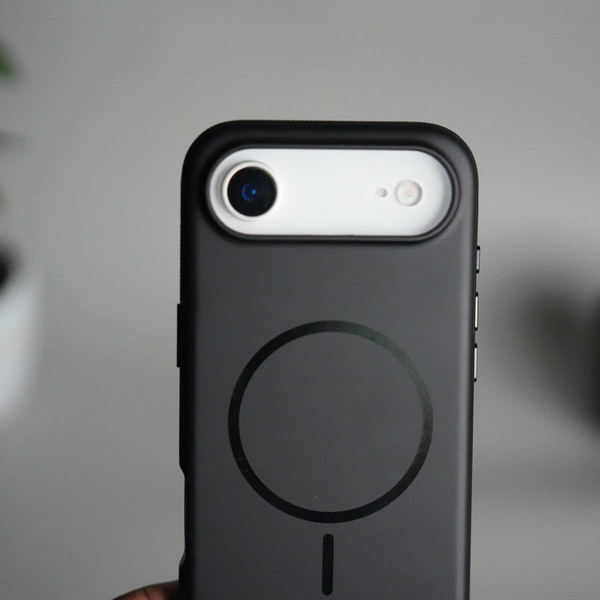 iPhone 17 Air Matte Black MagSafe Case | Magnetic Protective Cover