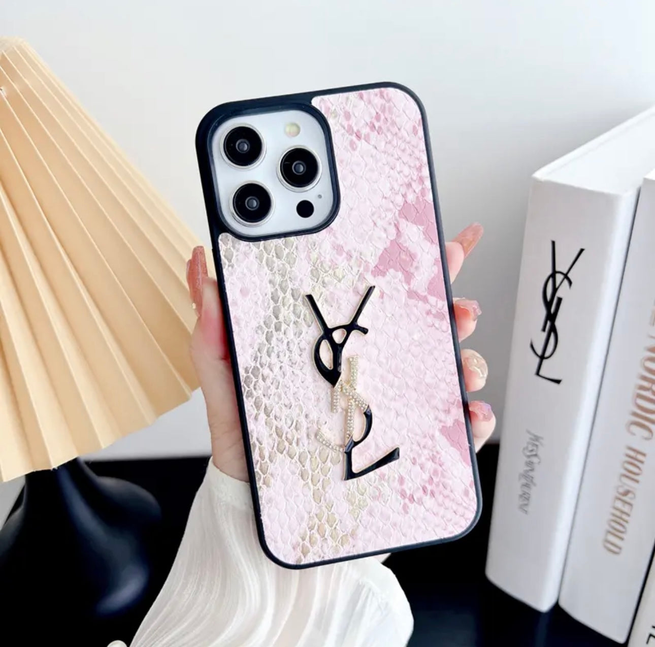 Fine snake Case for iPhone 12-17
