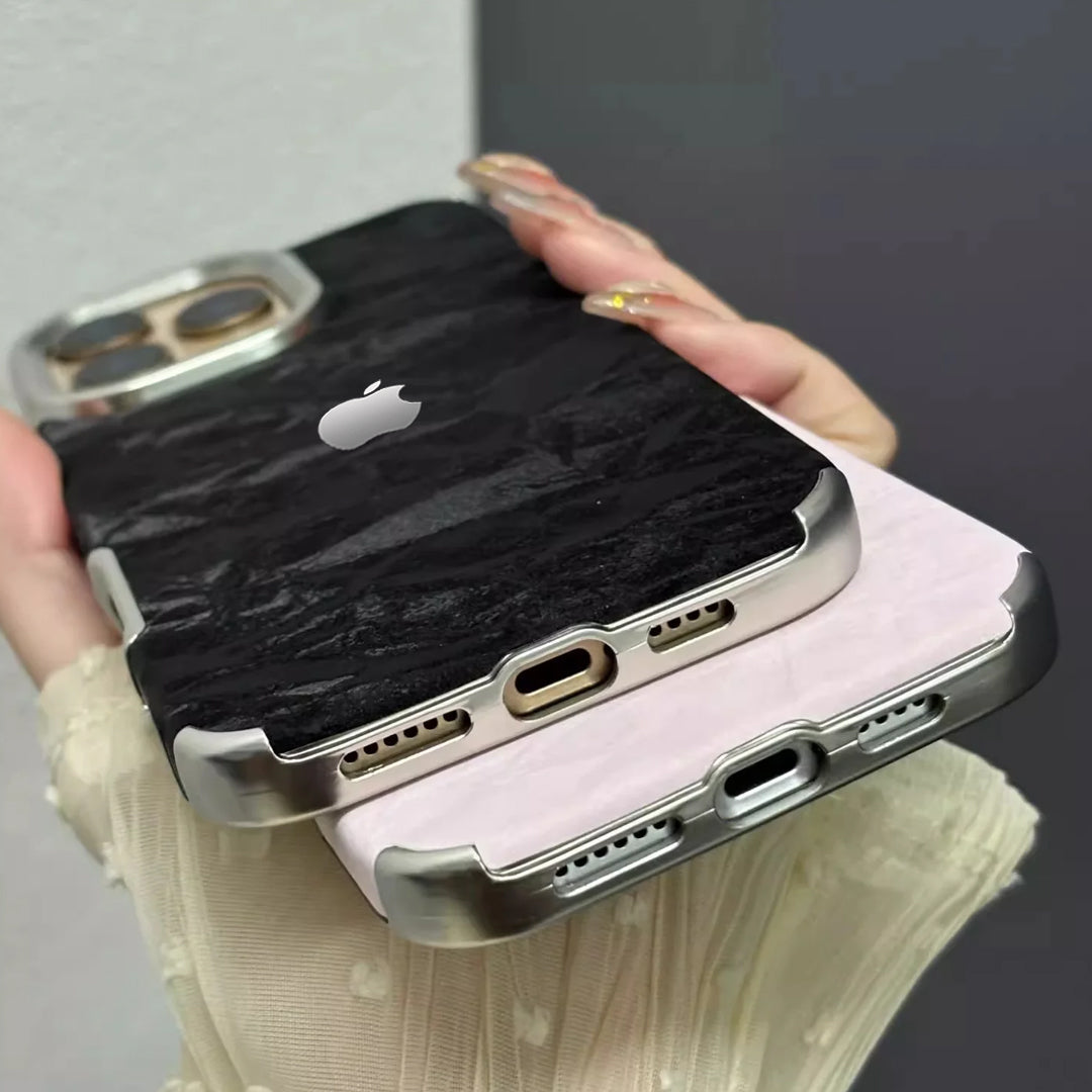 Silky Snowy Mountain Leather Case - iPhone
