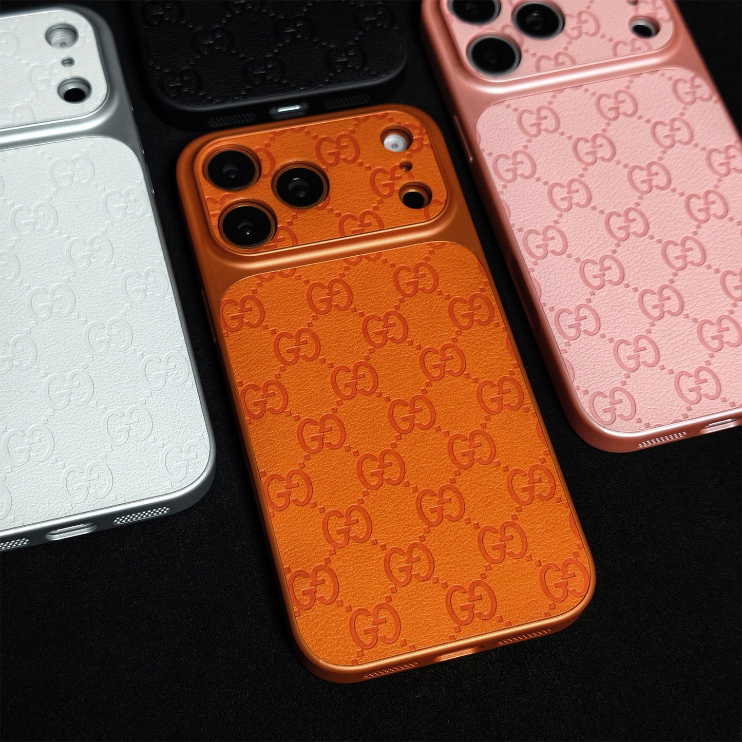 GG EMBOSSED PATTERN