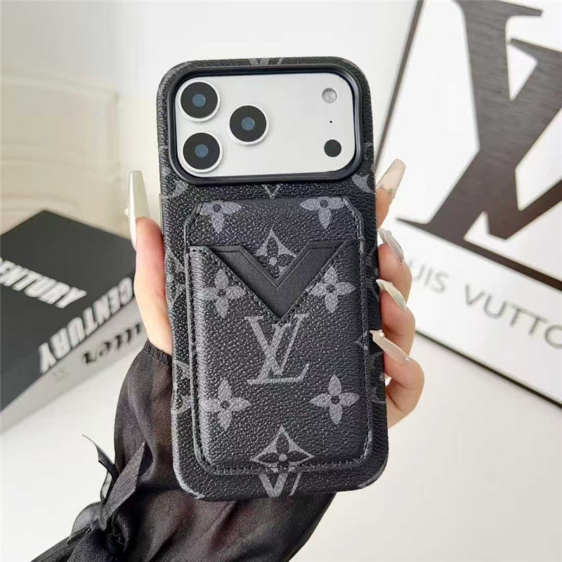 Distressed Heritage Case for iPhone 13-17