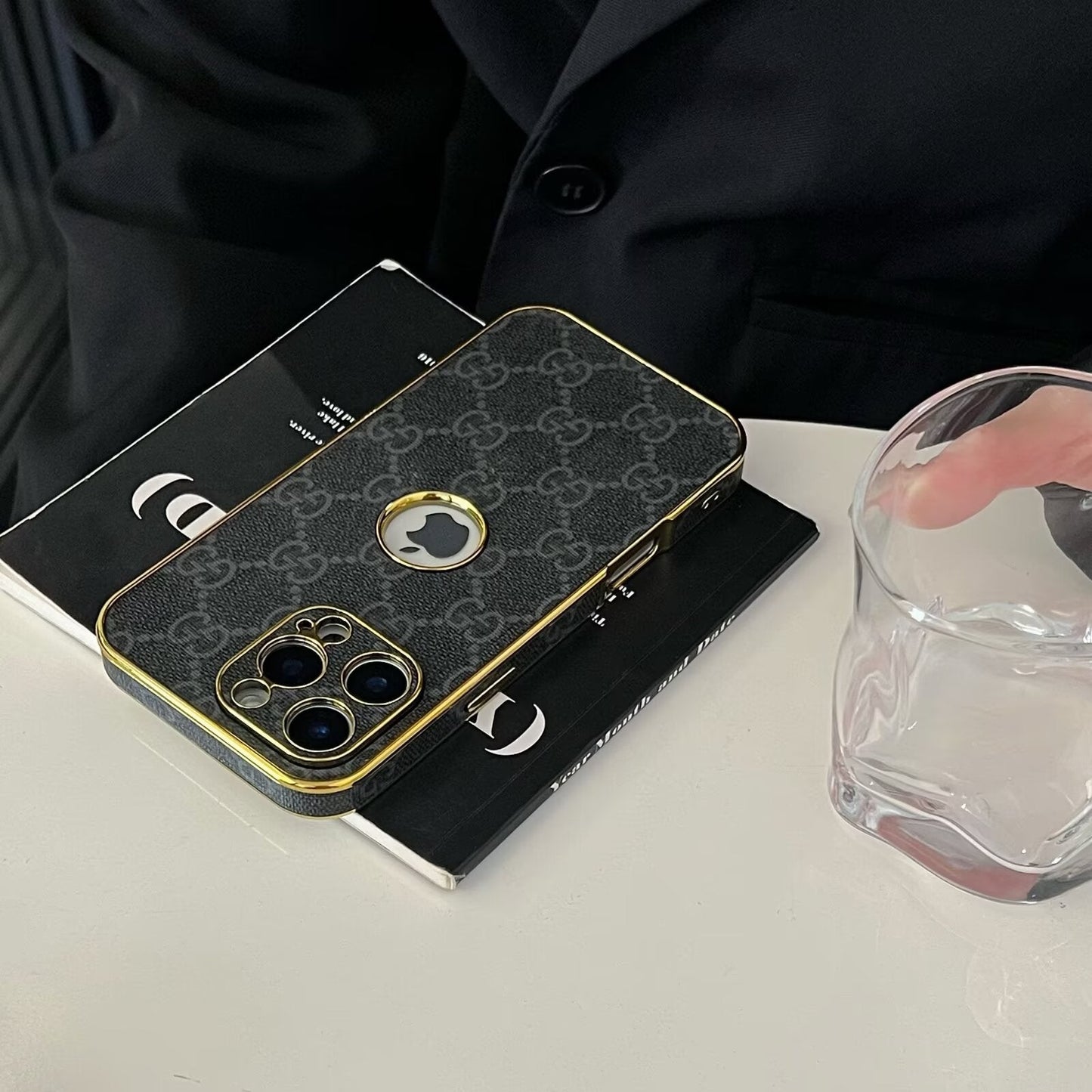 High Quality Frame Ophidia Leather Phone Case for iPhone 12-17