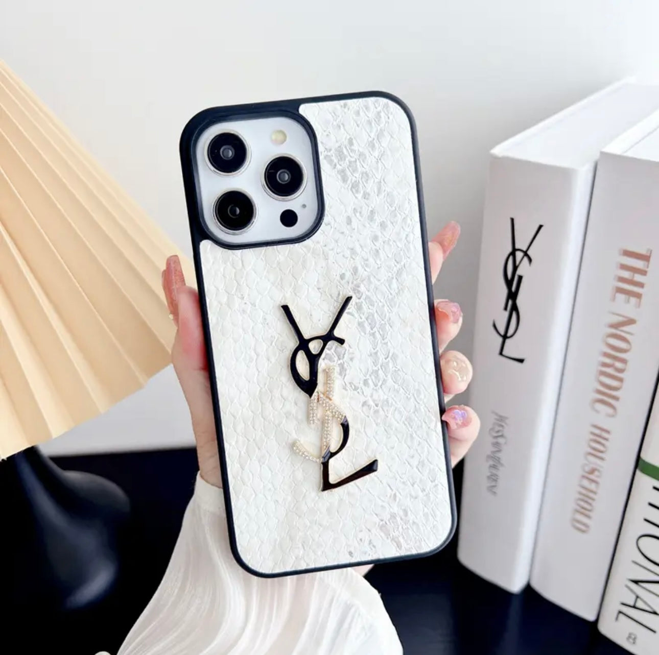 Fine snake Case for iPhone 12-17