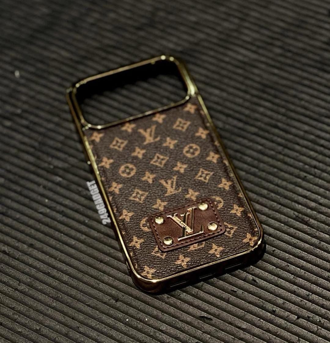 Luxury Phone Case with Gold Logo For iPhone 12-17