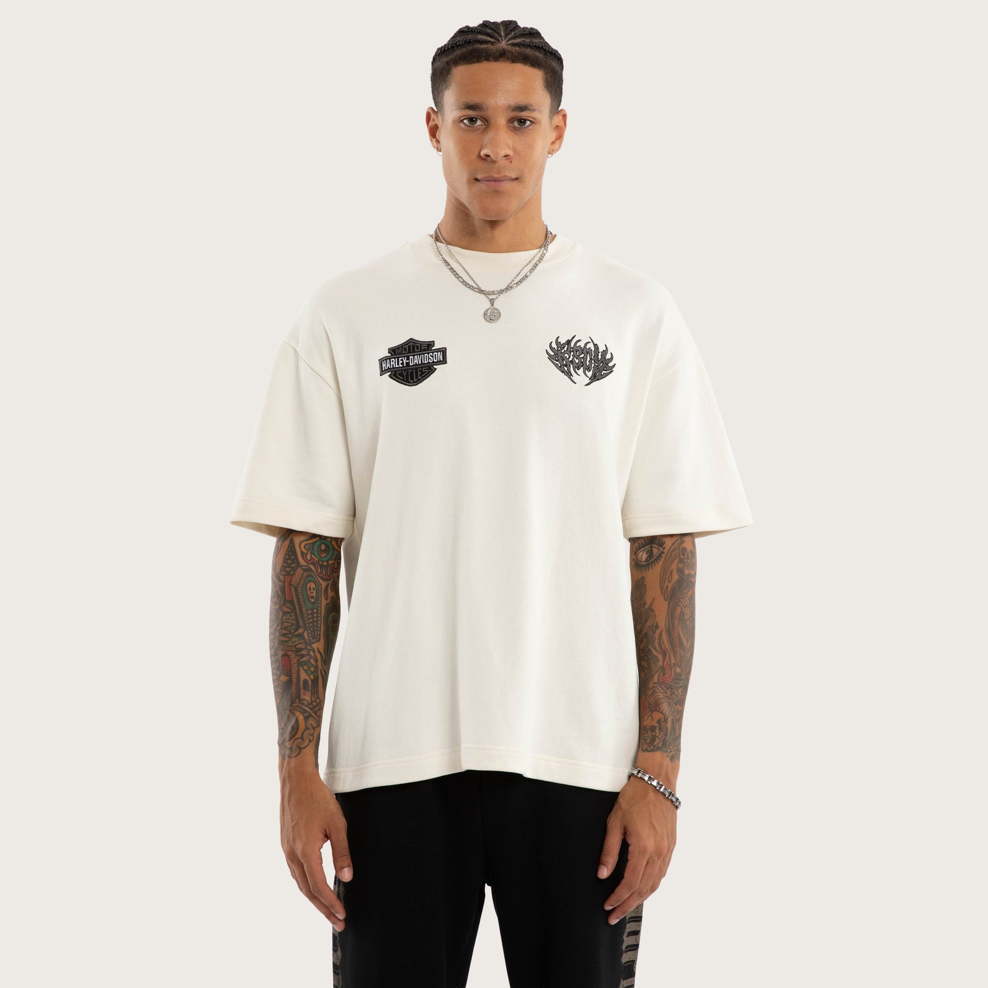 Outlaw Loopback Street Tee Tofu