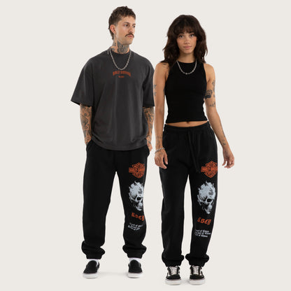 Earn Straight Trackpant Jet Black