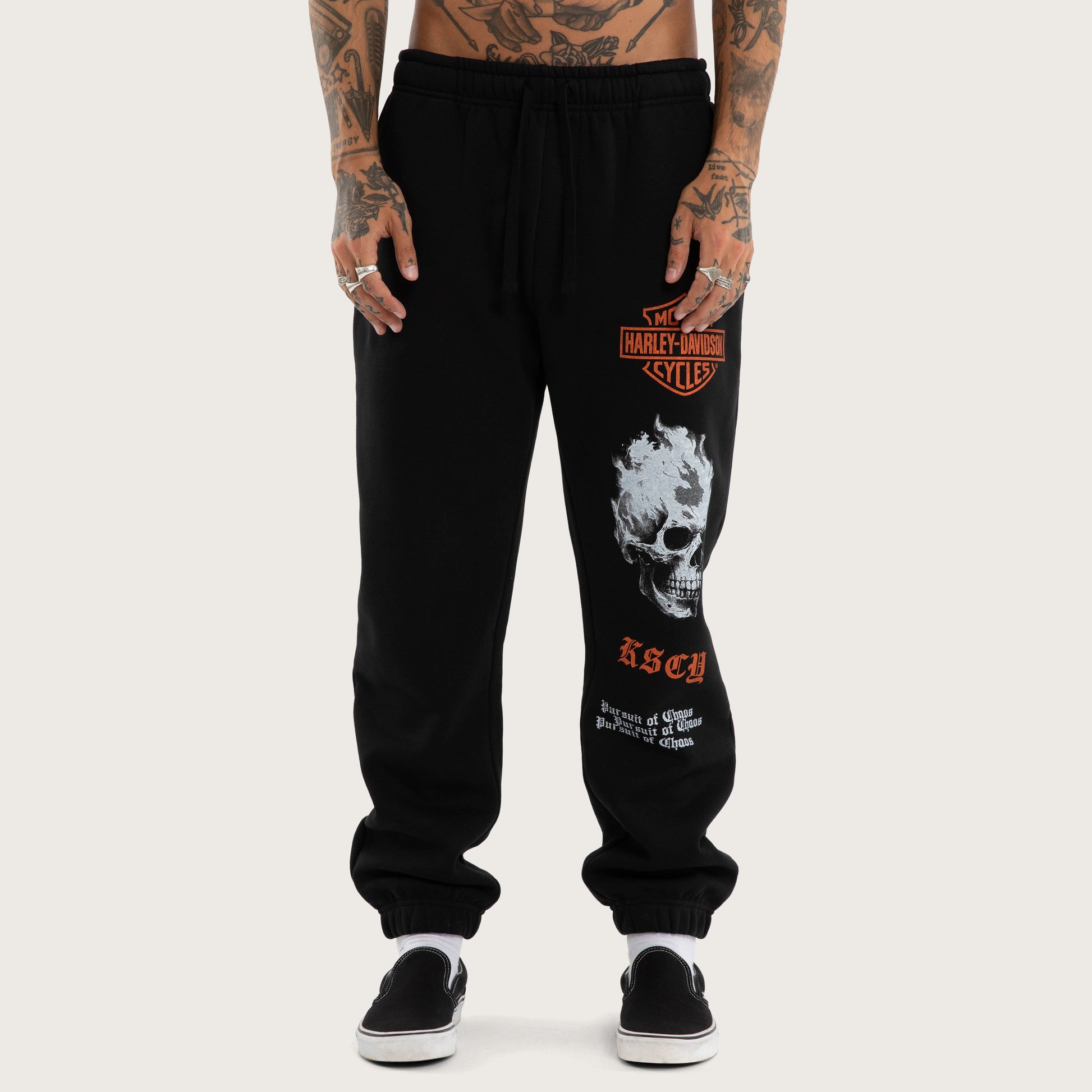 Earn Straight Trackpant Jet Black