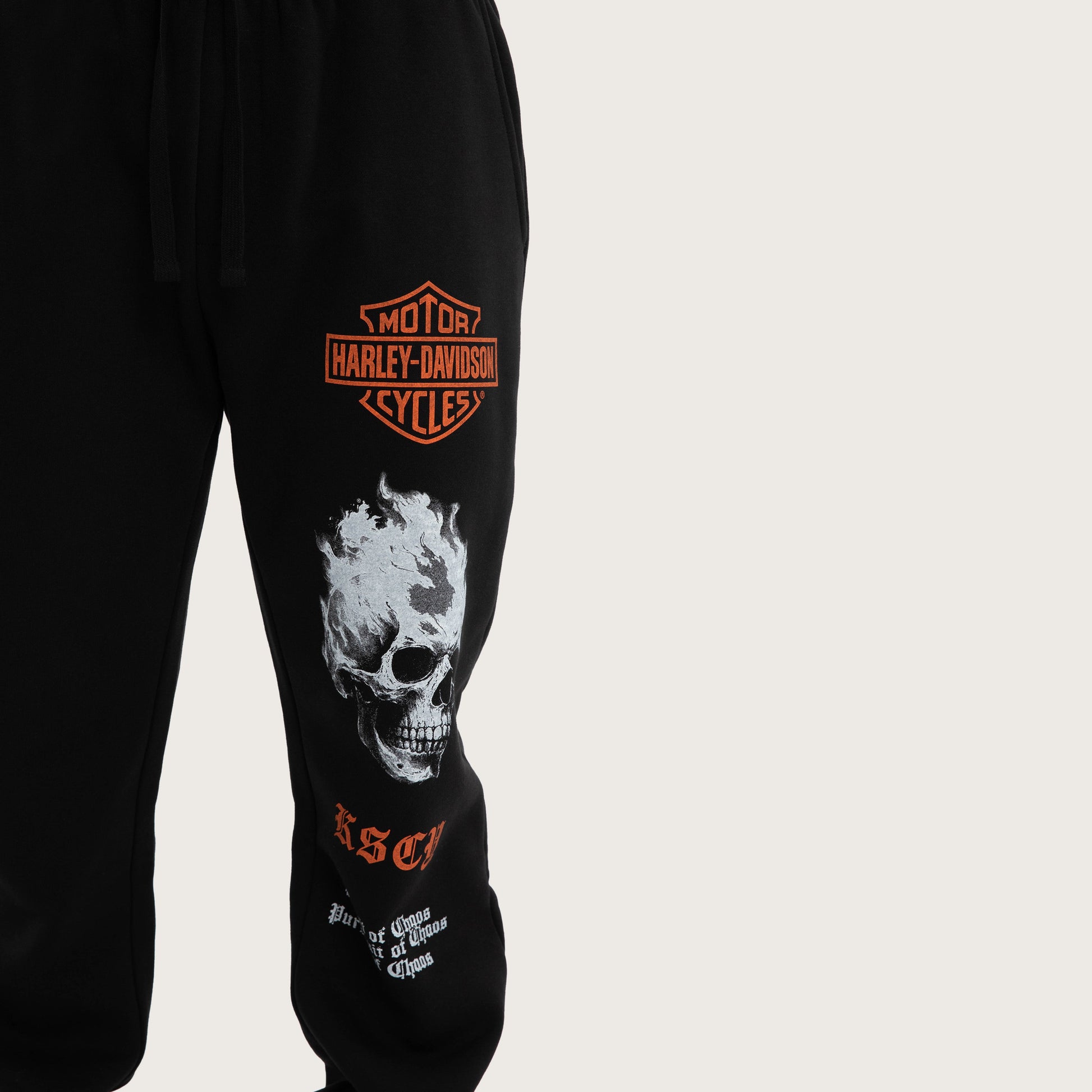 Earn Straight Trackpant Jet Black