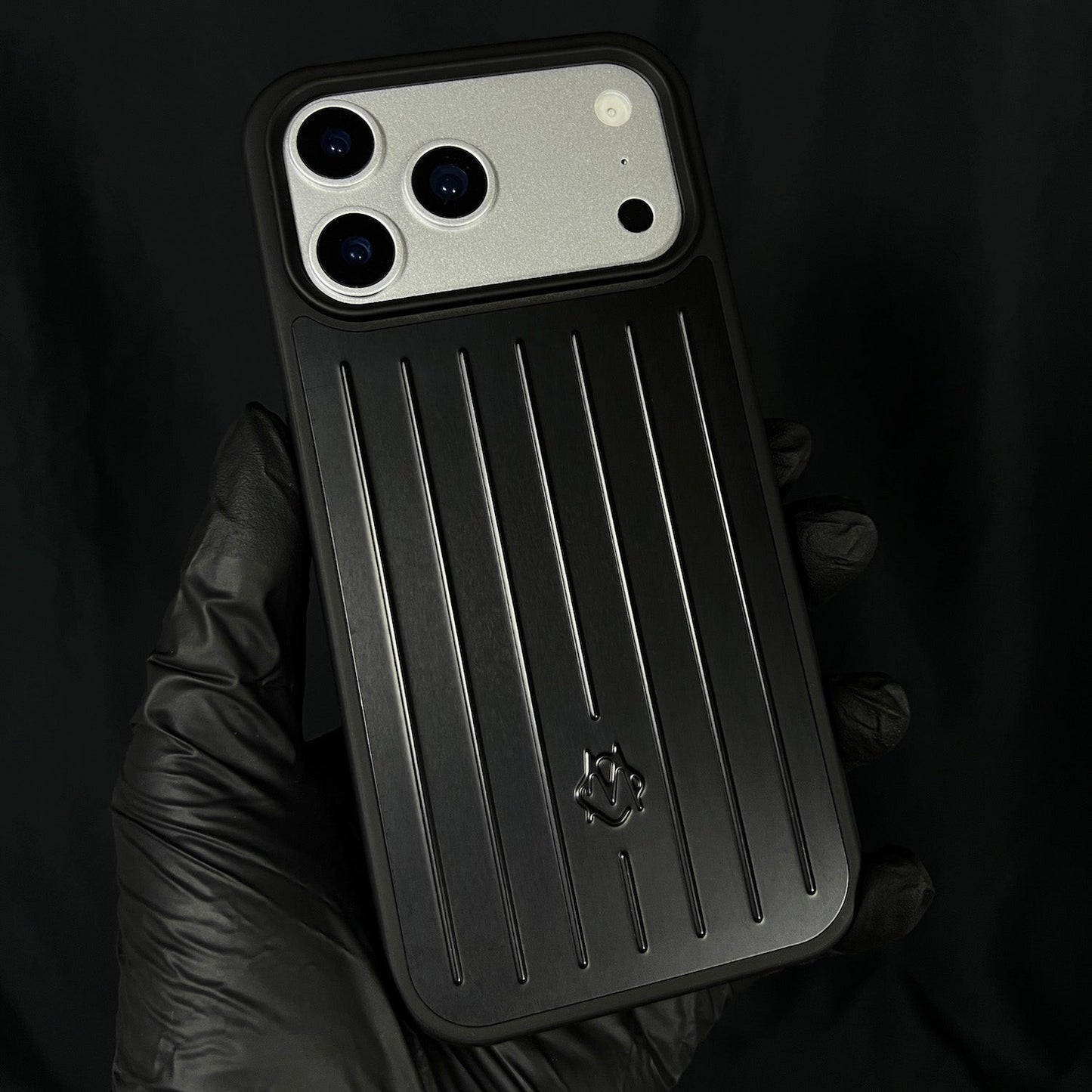 BAG IPHONE CASES