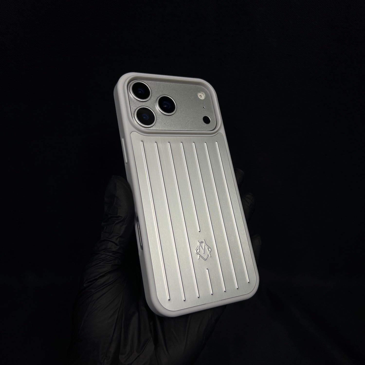 BAG IPHONE CASES