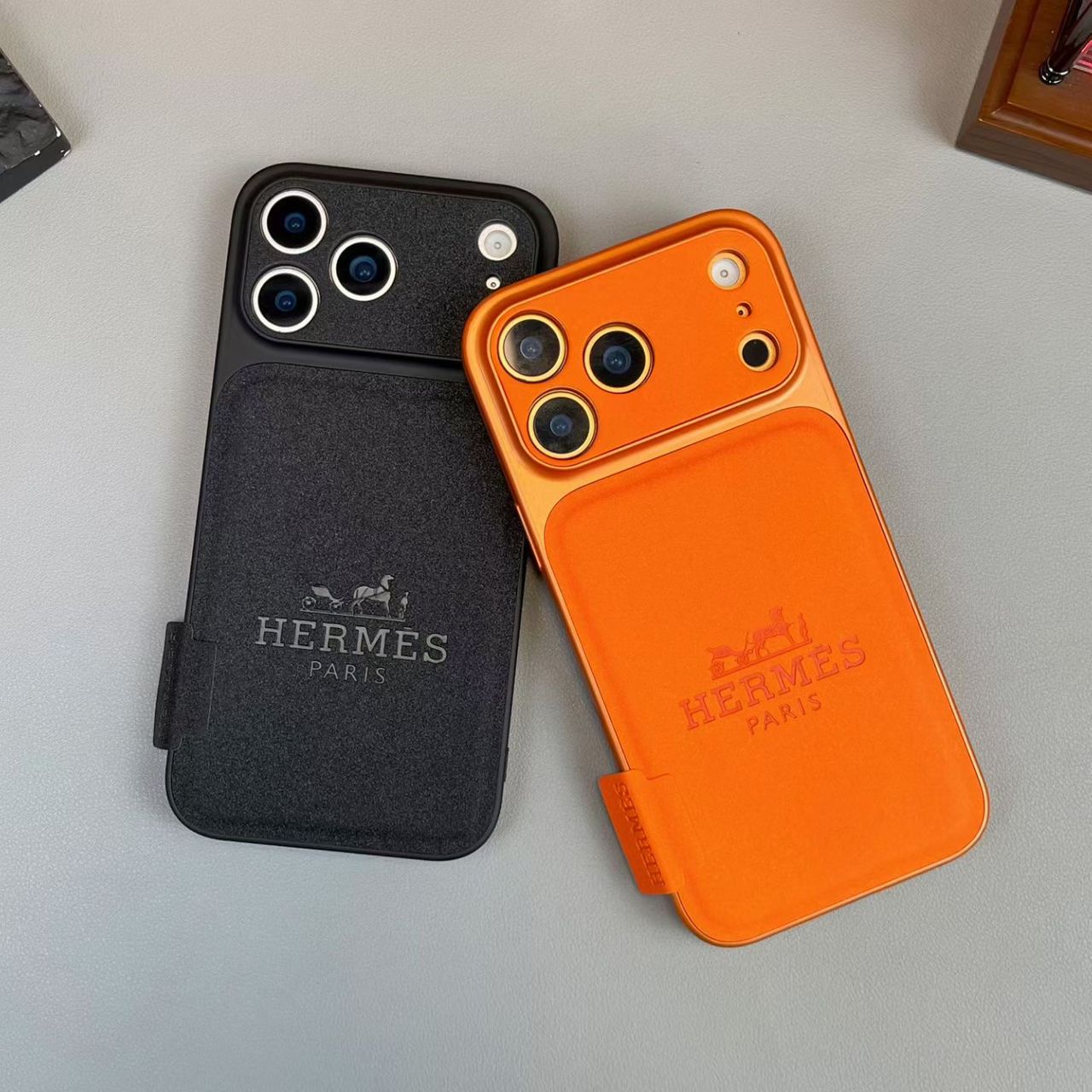 Premium Leather iPhone Case – Luxury Protection & Style for iPhone 14-17