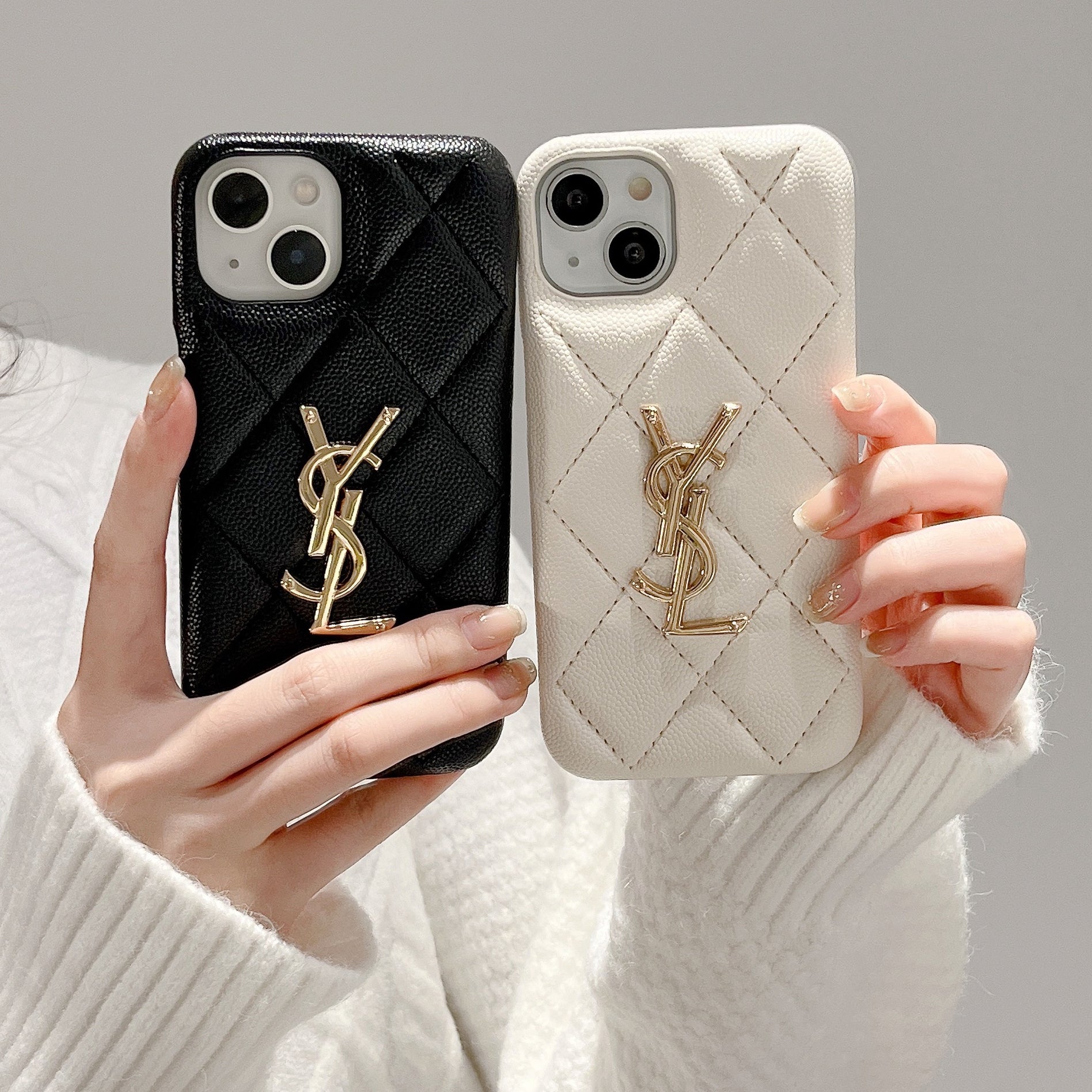 Luxurious Phone Case with Gold Logo for iPhone 12-17
