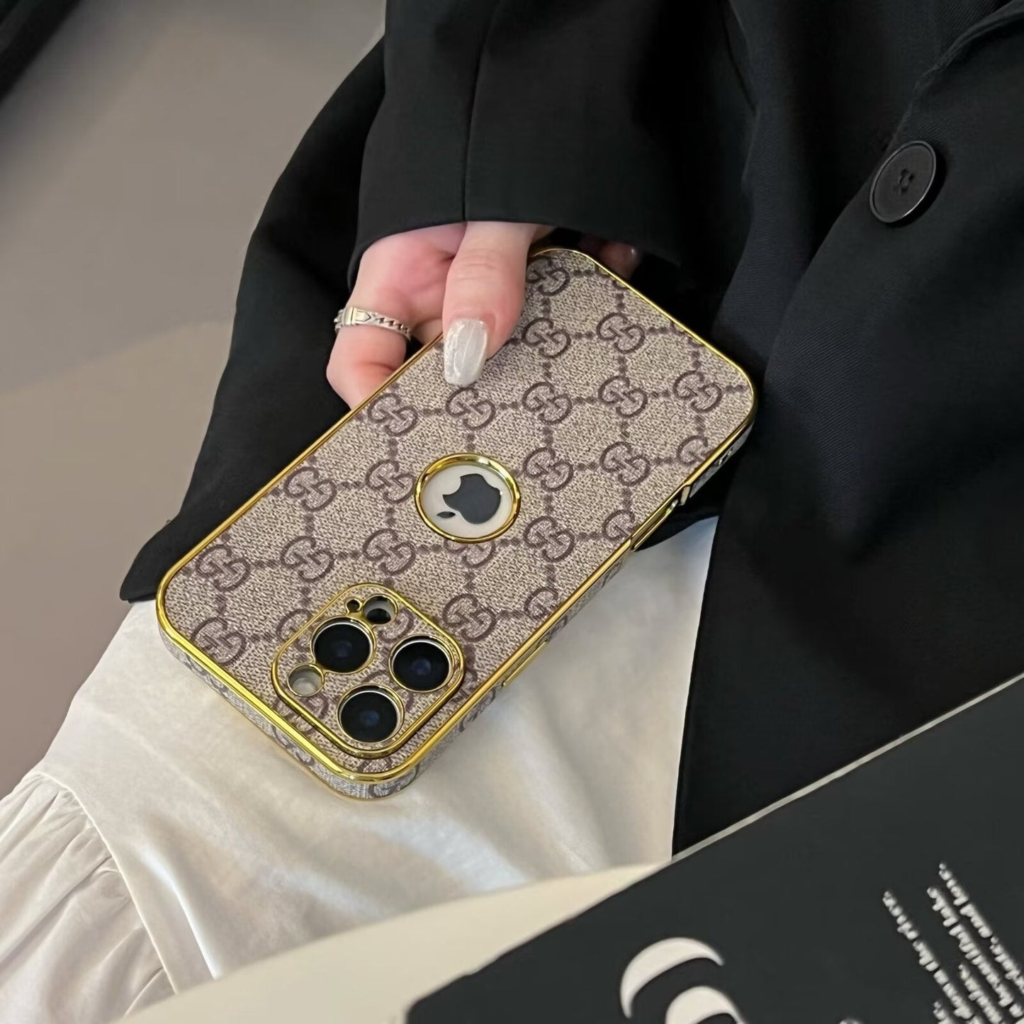 High Quality Frame Ophidia Leather Phone Case for iPhone 12-17
