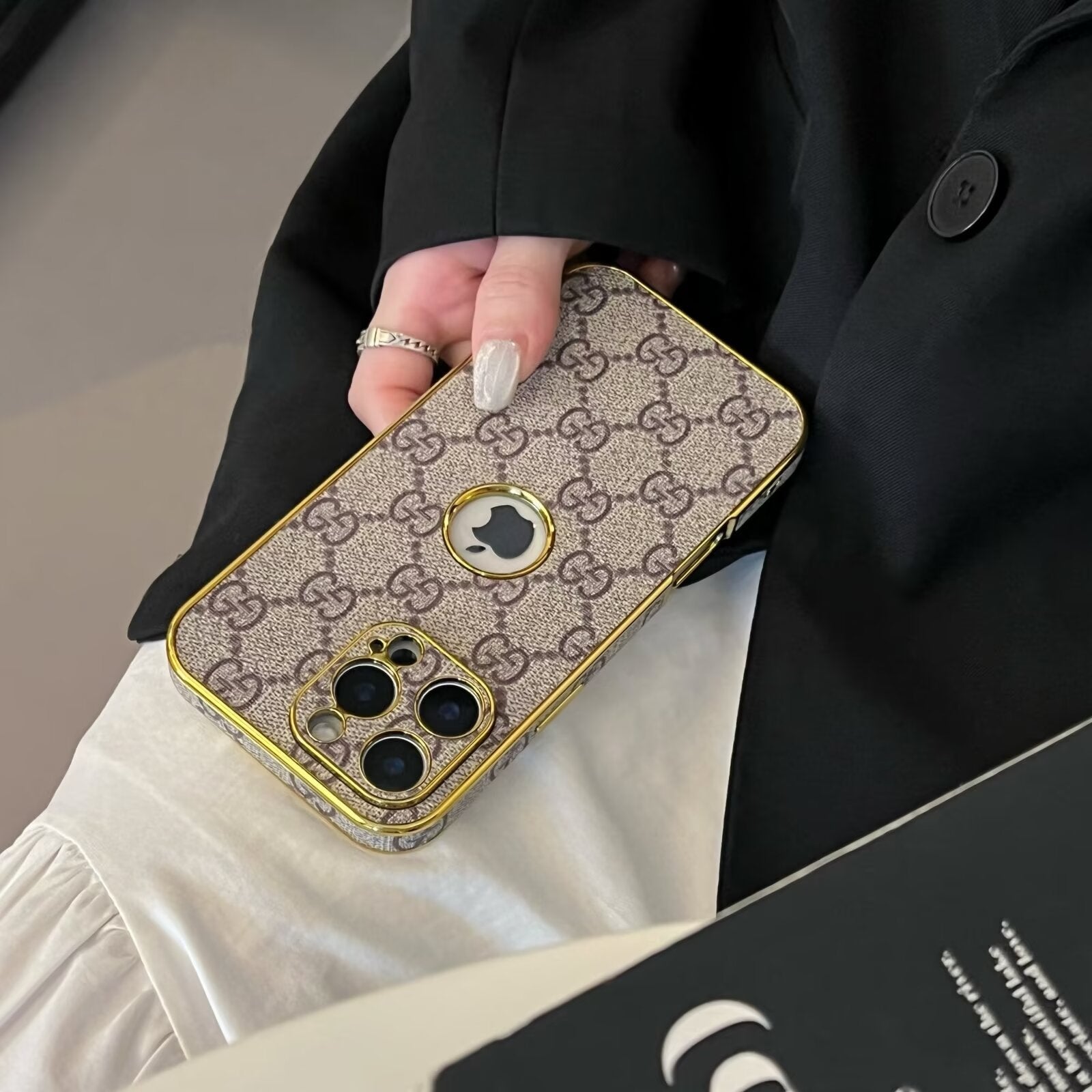 High Quality Frame Ophidia Leather Phone Case for iPhone 12-17