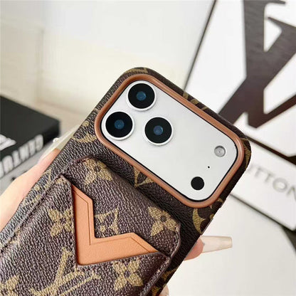 Distressed Heritage Case for iPhone 13-17