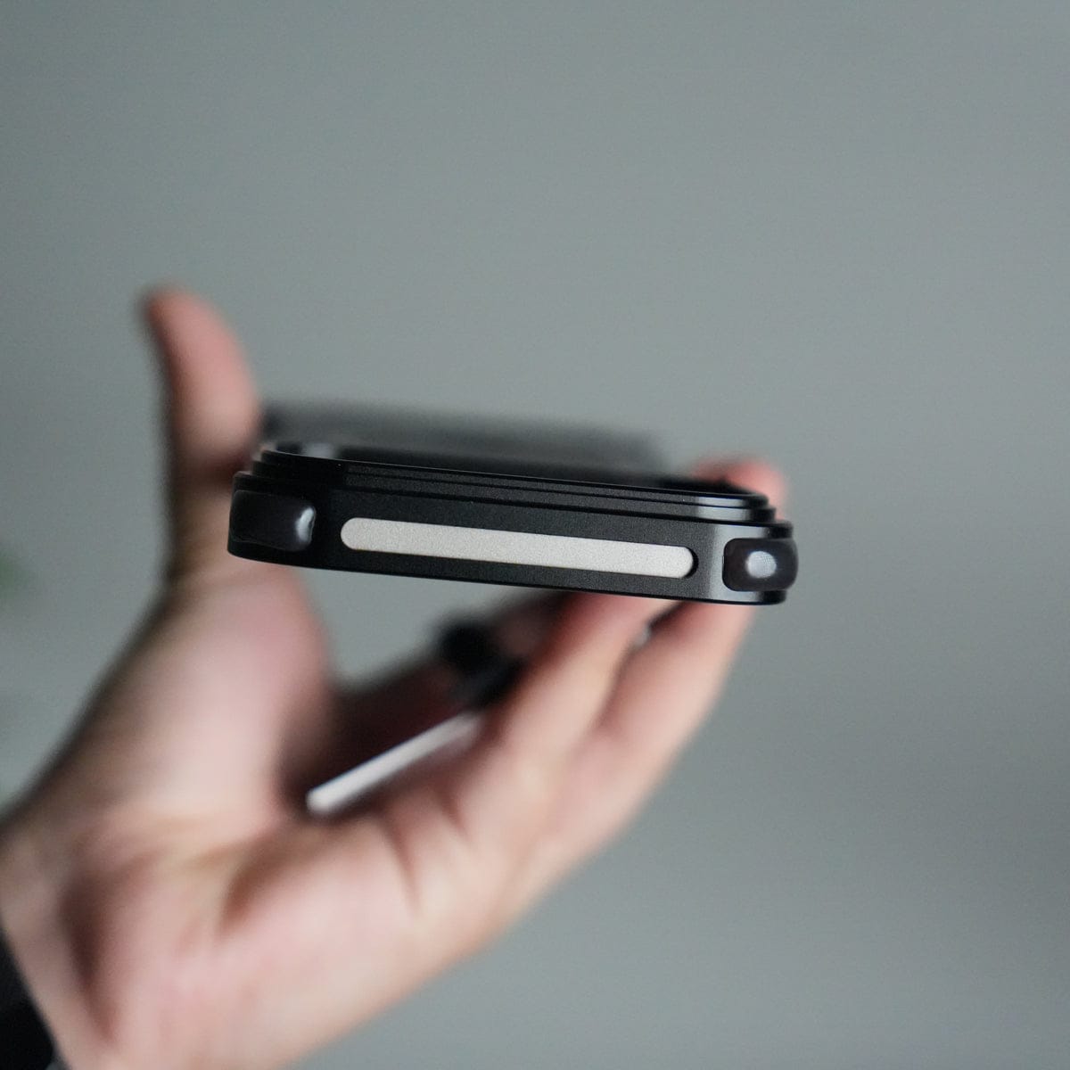 iPhone 17 Pro Leather Frameless Metal Kickstand Case
