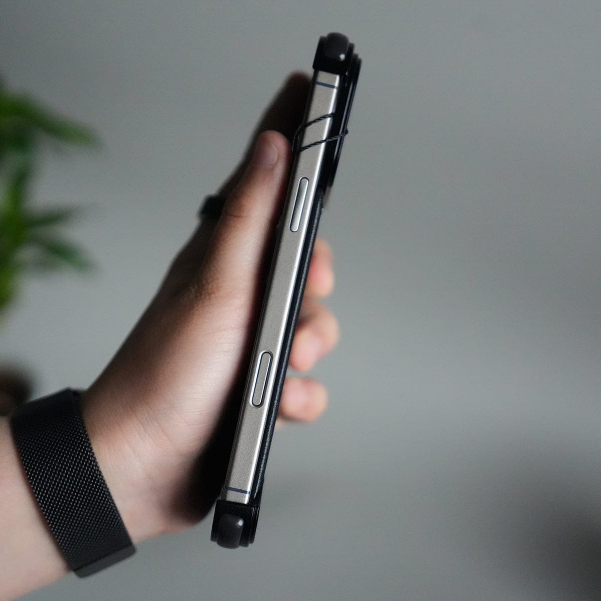 iPhone 17 Pro Leather Frameless Metal Kickstand Case