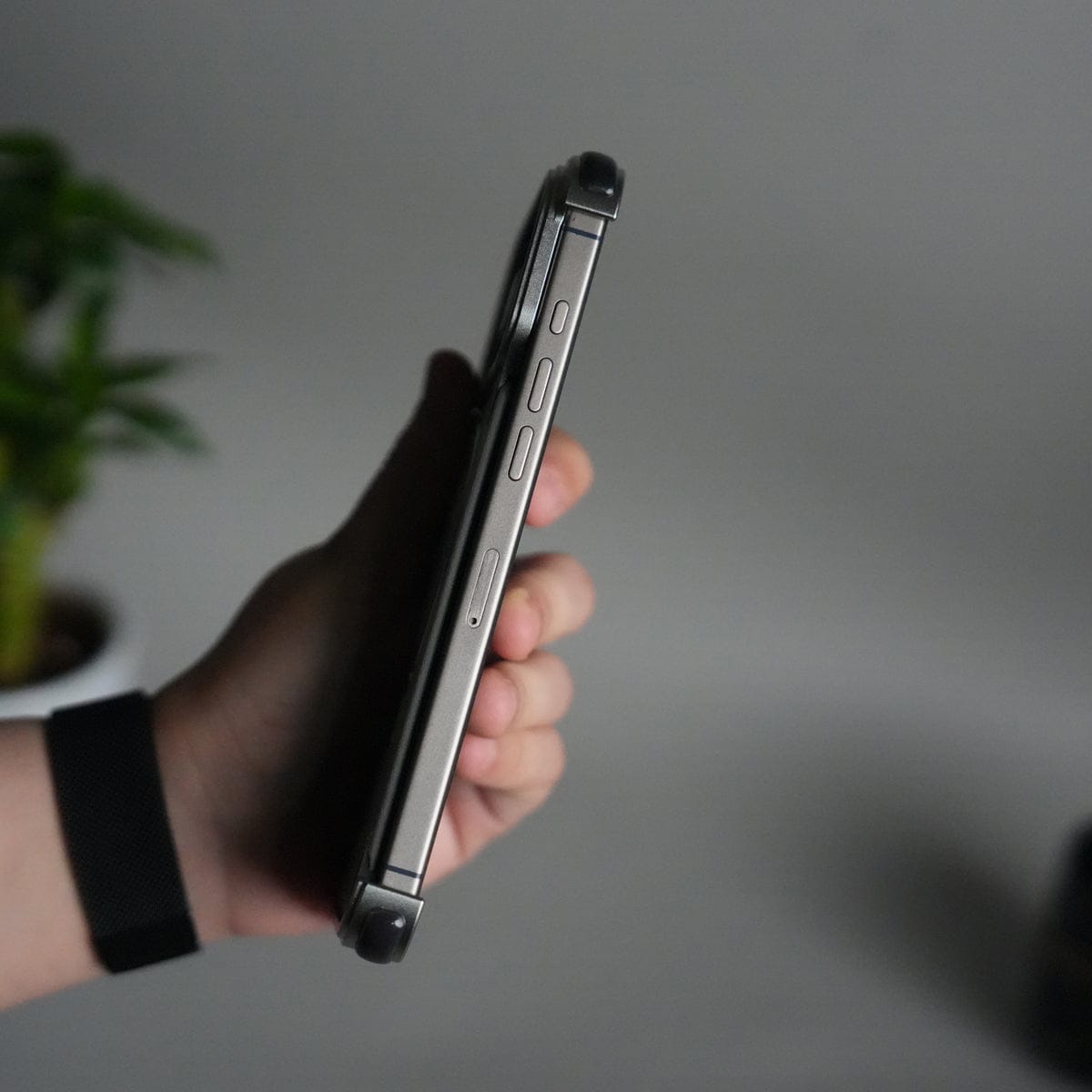iPhone 17 Pro Leather Frameless Metal Kickstand Case