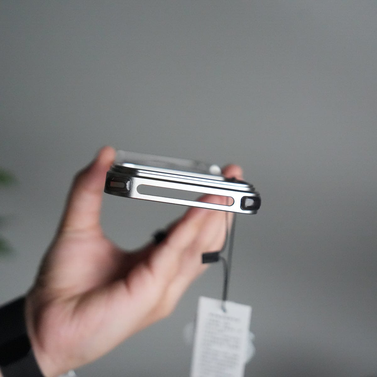 iPhone 17 Pro Leather Frameless Metal Kickstand Case