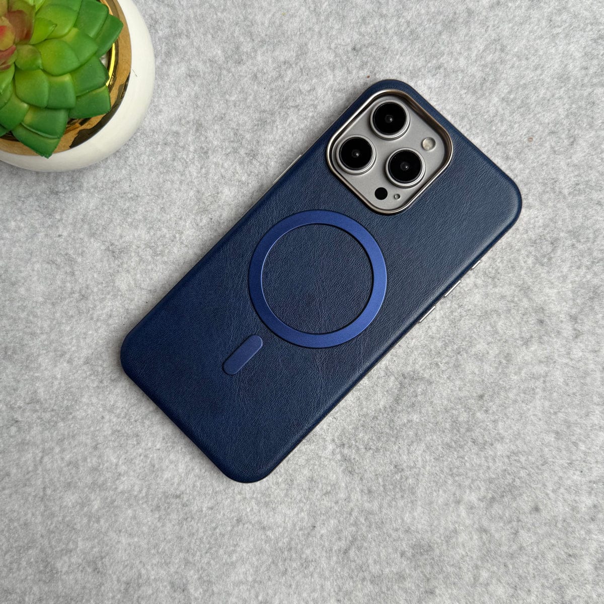iPhone 15 Pro Max Metallic Textured Leather MagSafe Ring Case Cover