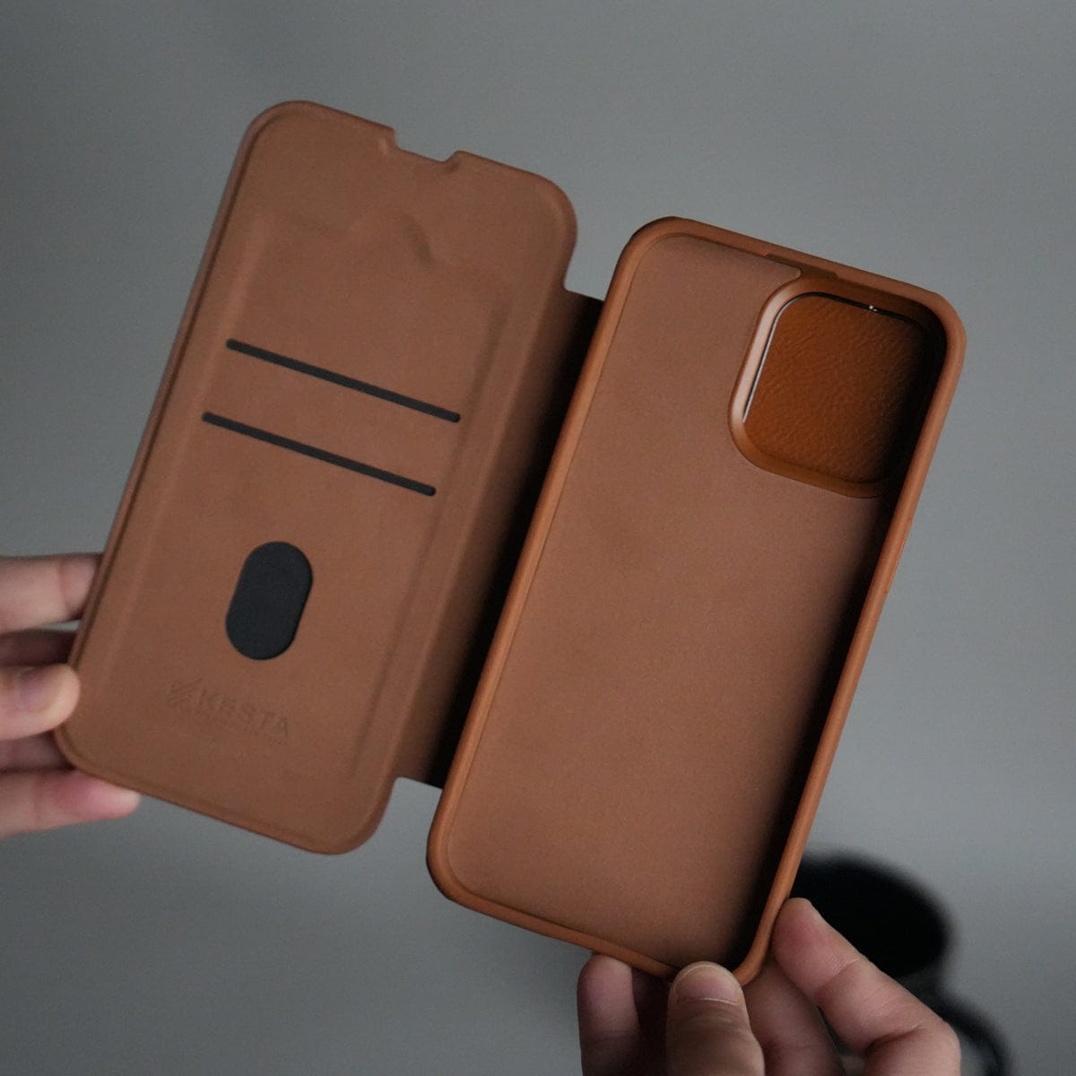 iPhone 15 Series Flip Case With Metal Camera Stand