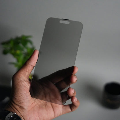 iPhone 15 Pro Privacy Tempered Glass