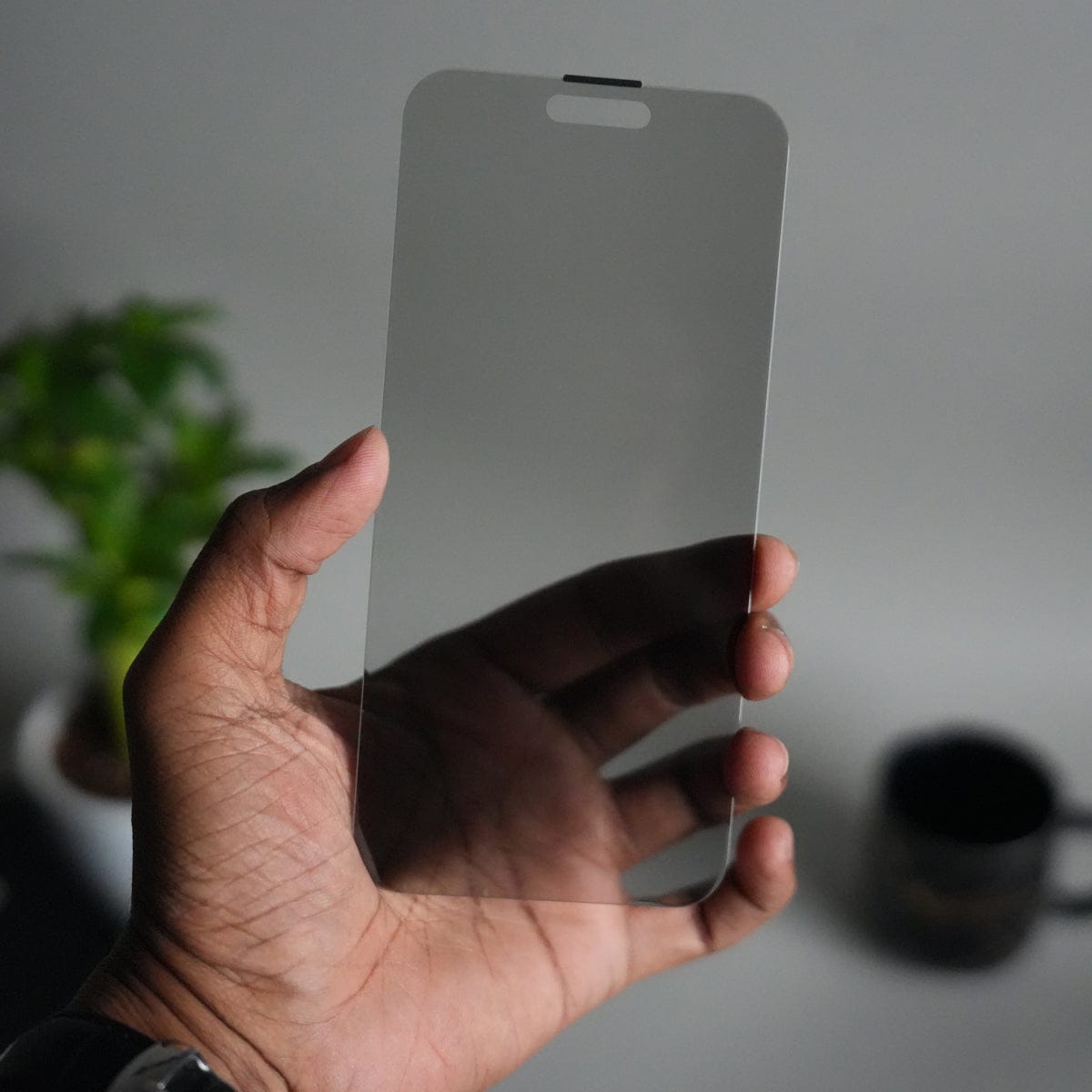 iPhone 16 Pro Max Privacy Tempered Glass