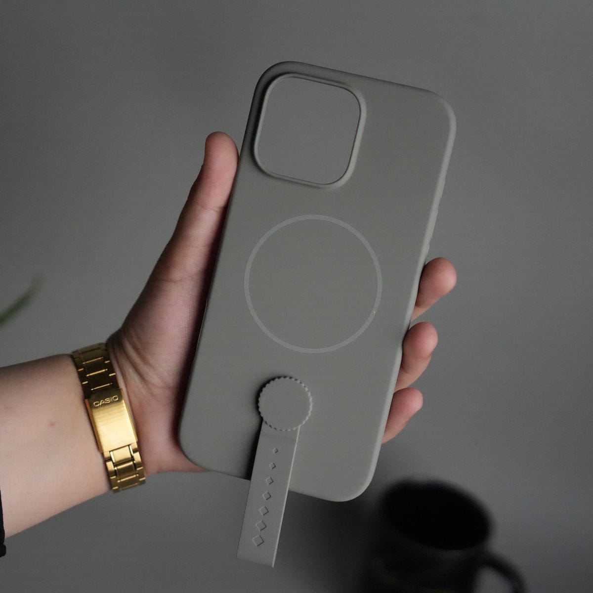 iPhone 16 Pro Max Silicone Case | Magnetic Ring | Silicone Rotating Grip Strap Cover