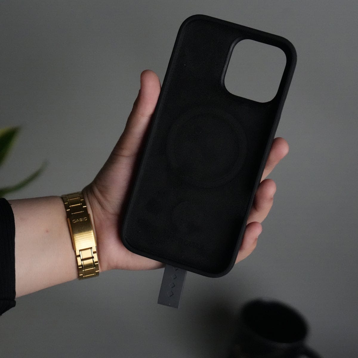 iPhone 16 Pro Max Silicone Case | Magnetic Ring | Silicone Rotating Grip Strap Cover