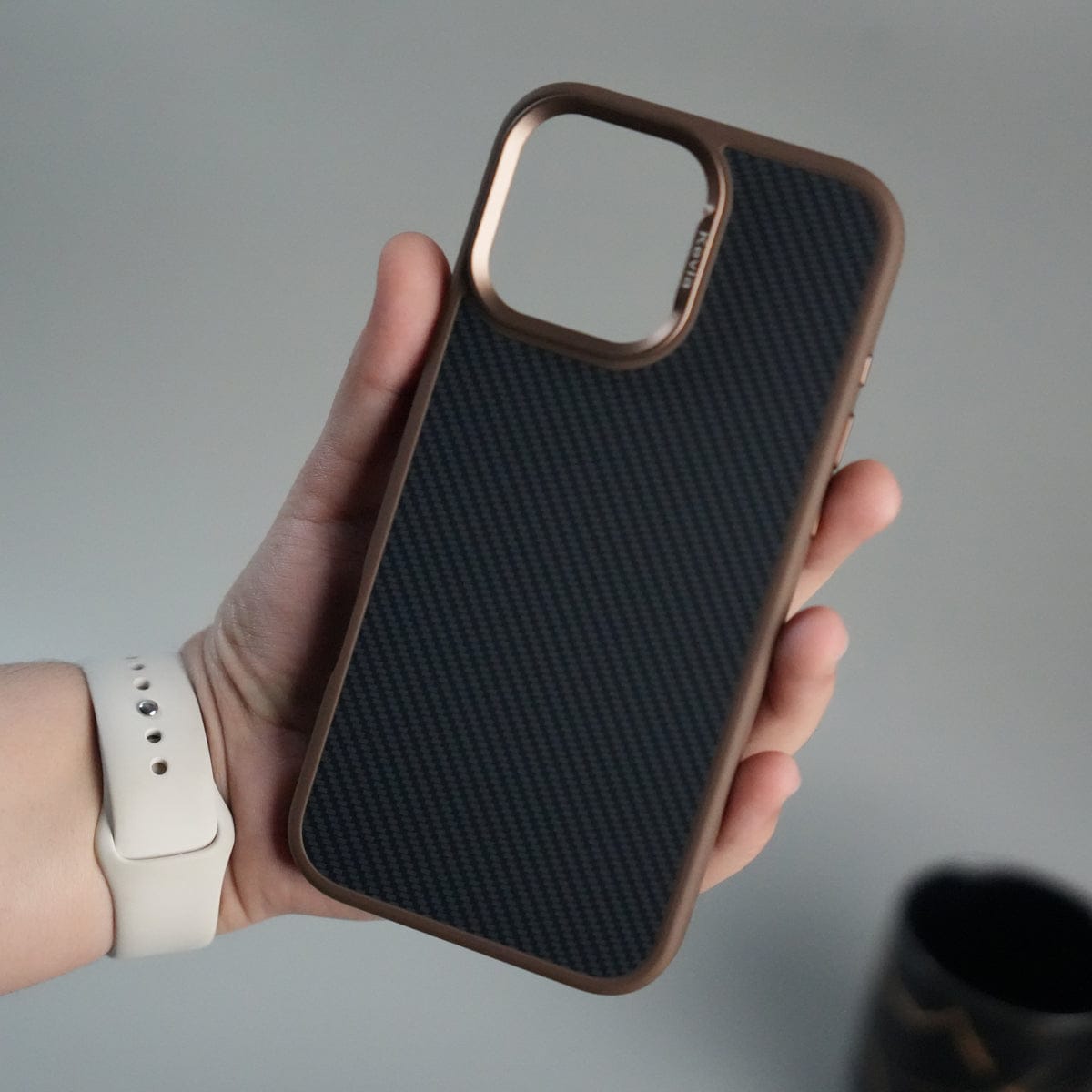 iPhone 16 Series Carbon Fiber Design MagSafe Cover