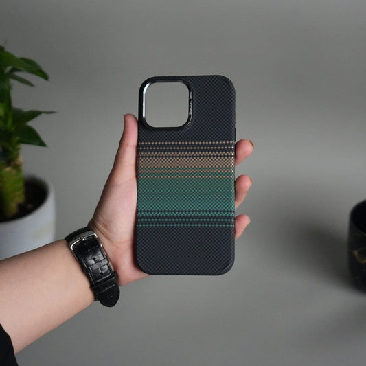 iPhone 16 Series Carbon Fiber Texture Design Hard Pc MagSafe Case Cover GreenOrange