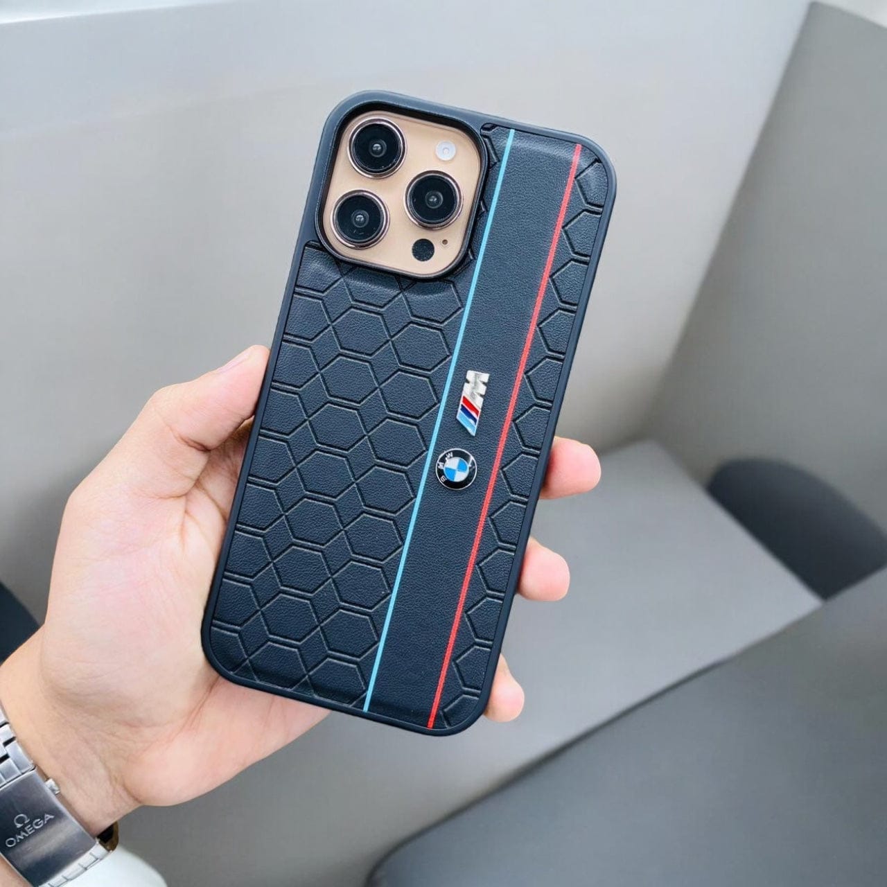 iPhone 15 Series Premium Honeycomb Design Case Cover