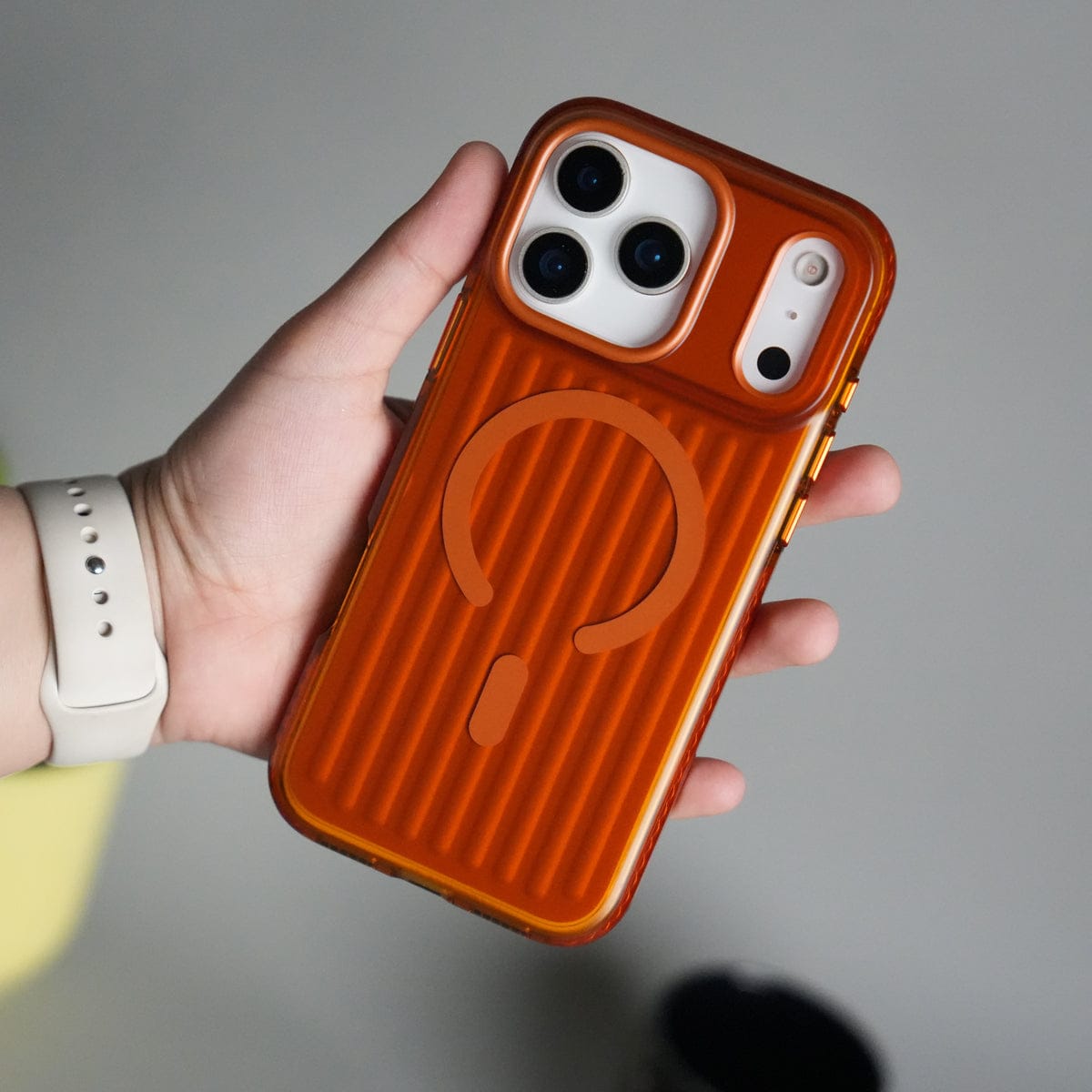 iPhone 17 Pro MagSafe Suitcase Design Case | Shiny Texture Back Cover