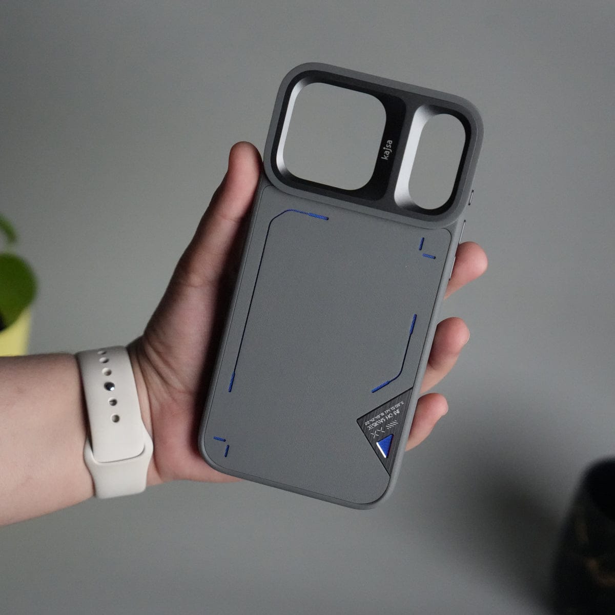 iPhone 17 Pro Matrix Leather Pattern Case | Premium Luxury Back Cover with Metal Camera Frame