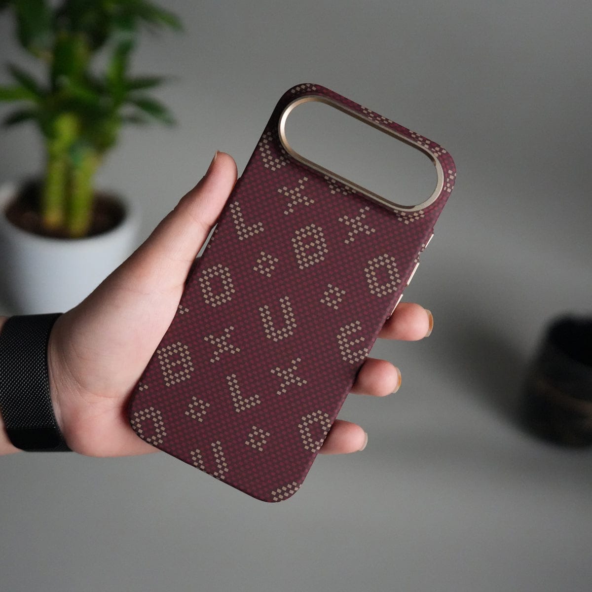 iPhone 17 Air Aramid Fiber Case | Slim MagSafe Cover | Maroon