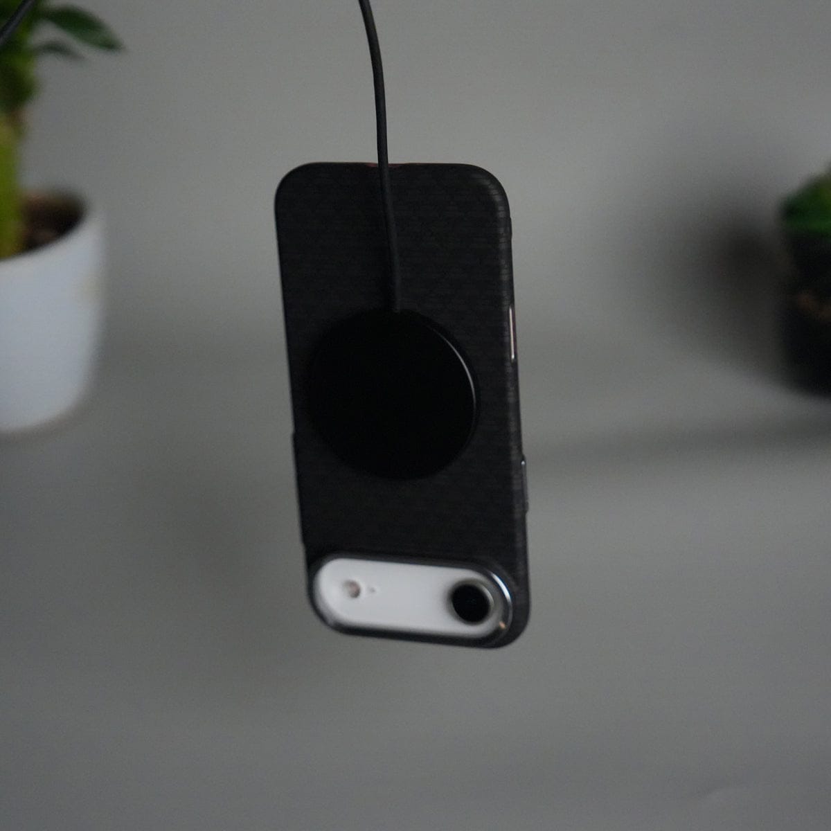 iPhone 17 Air Carbon Fiber Texture Design Hard Pc MagSafe Case Cover Black Tringle Pattern