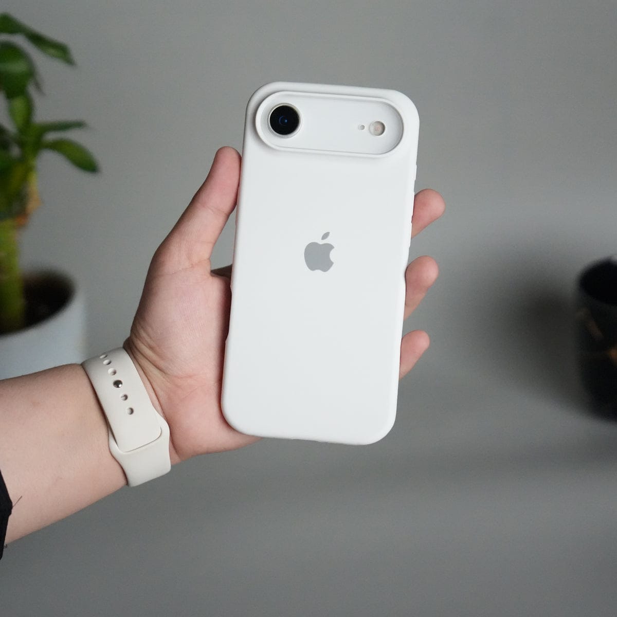 iPhone 17 Air Liquid Silicone Case Cover (White)