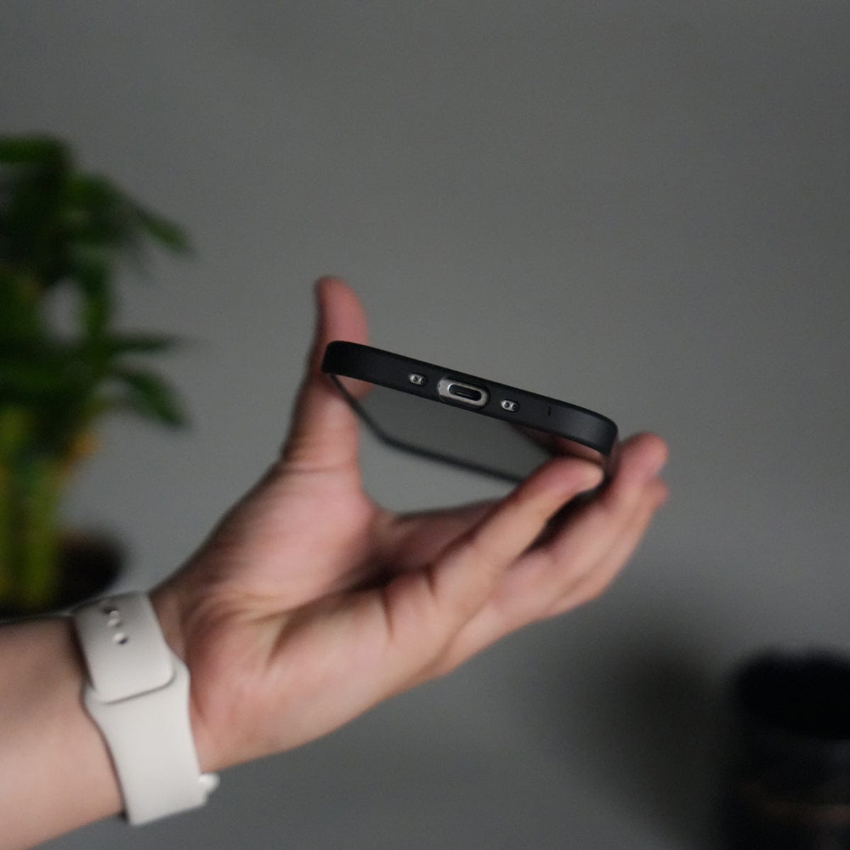 iPhone 17 Air Metal Camera Ring Carbon Fiber Design MagSafe Cover