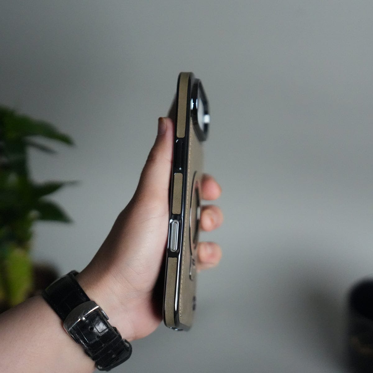 iPhone 17 Air PU Leather Chrome Side Case With Ring Metal Stand
