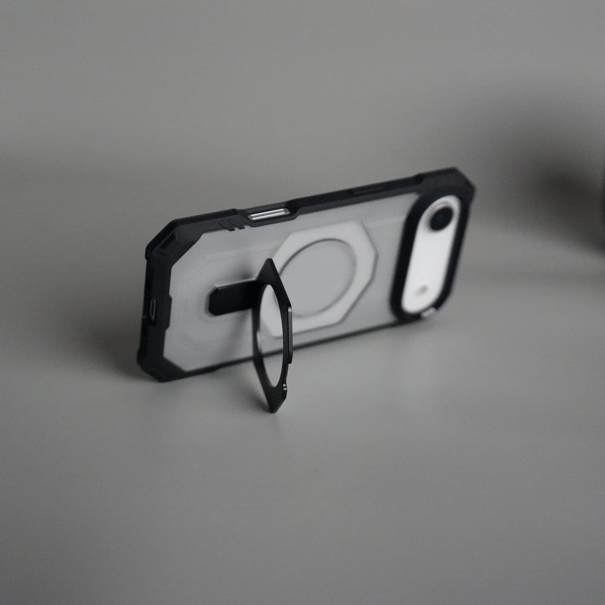 iPhone 17 Air – Rugged Armor MagSafe Case with Metal Kickstand