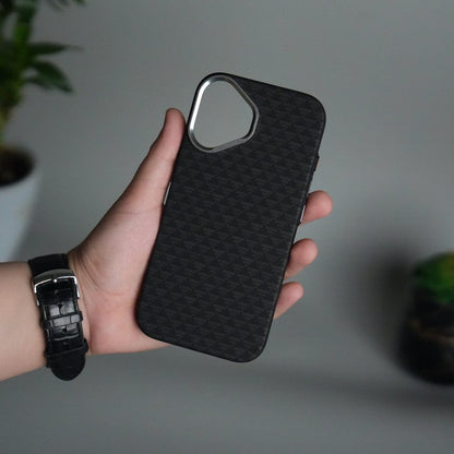 iPhone 17 Carbon Fiber Texture Design Hard Pc MagSafe Case Cover Black Tringle Pattern