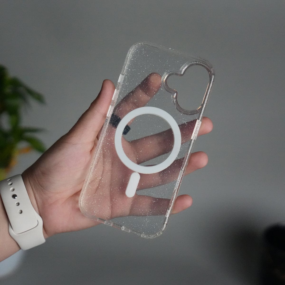iPhone 17 Glitter MagSafe Case | Transparent Cover with Sparkle Finish & Metallic Camera Bumper