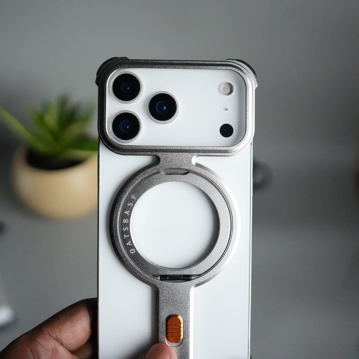 iPhone 17 Pro Max Aluminium Metal Frame Rotating Kickstand Case