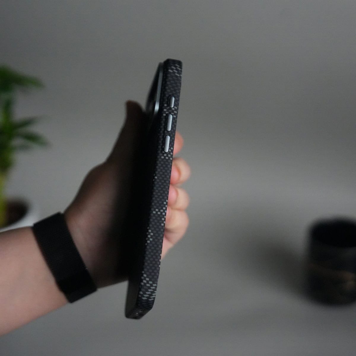 iPhone 17 Pro Aramid Fiber Case | Slim MagSafe Cover | Black