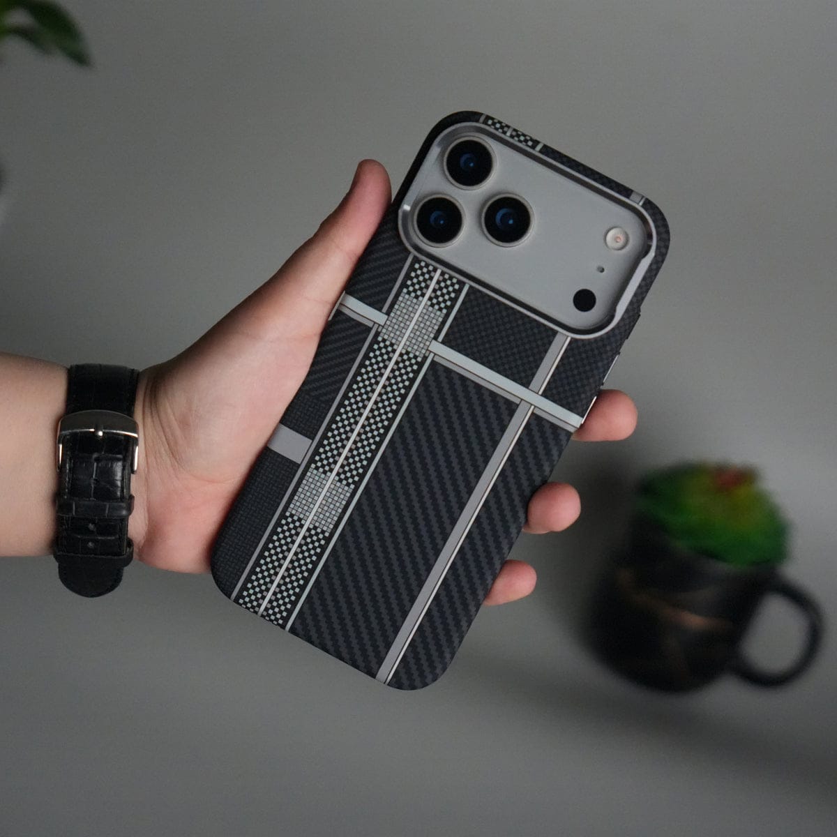 iPhone 17 Pro Carbon Fiber Texture Design Hard Pc MagSafe Case Cover MixLine