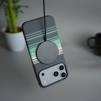 iPhone 17 Pro Max Carbon Fiber Texture Design Hard Pc MagSafe Case Cover WhiteGreen