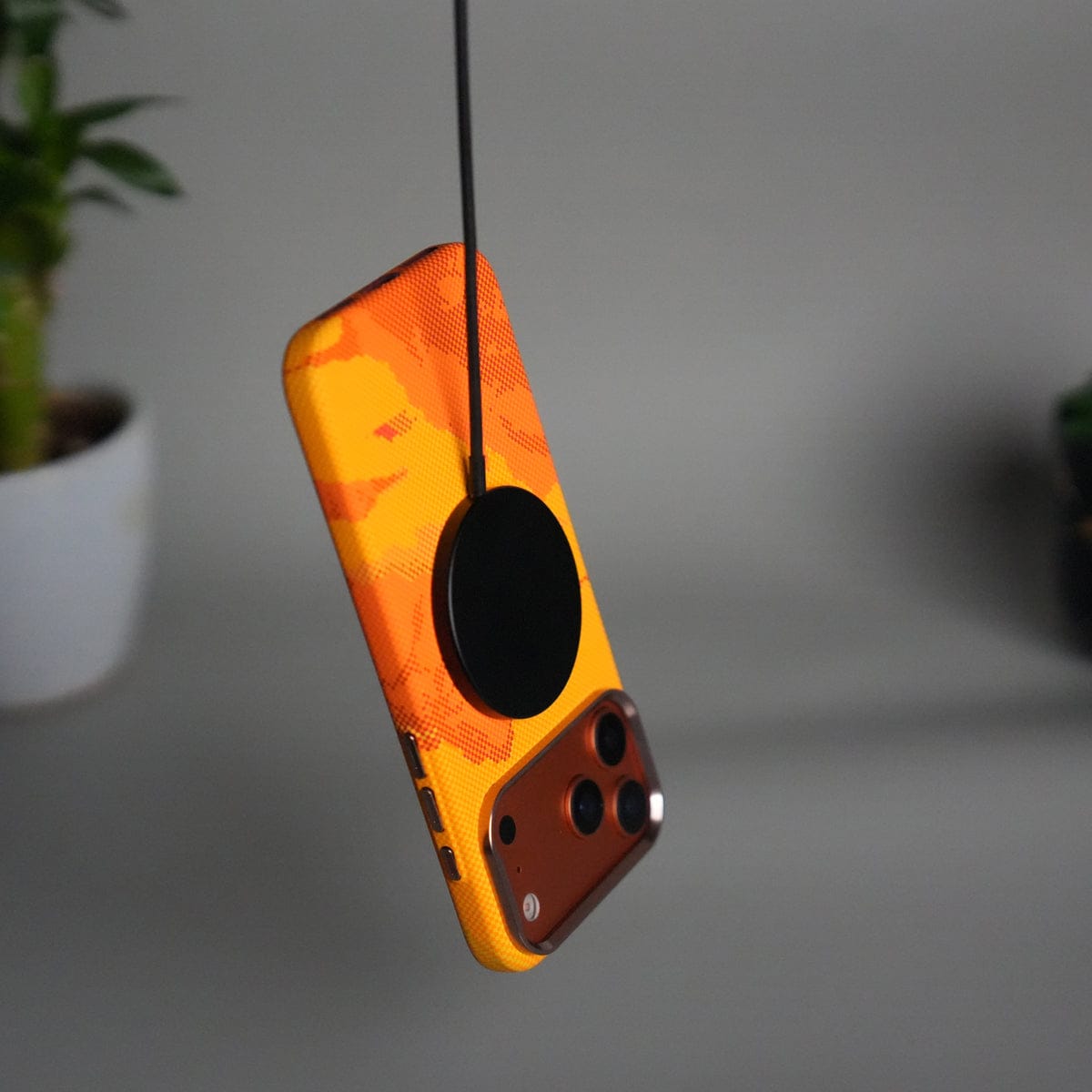iPhone 17 Pro Max Carbon Fiber Texture Design Hard Pc MagSafe Case Cover YellowHill