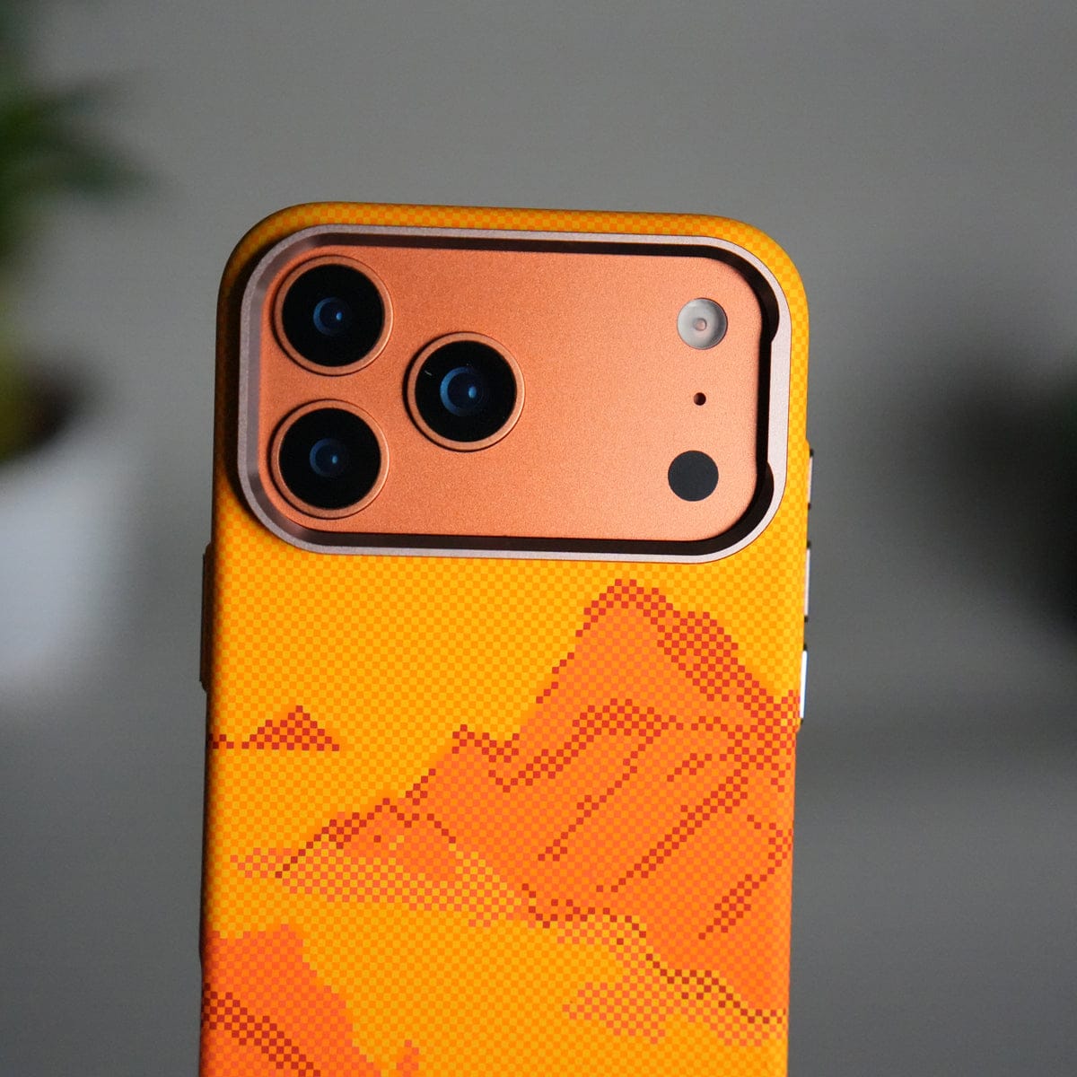 iPhone 17 Pro Max Carbon Fiber Texture Design Hard Pc MagSafe Case Cover YellowHill