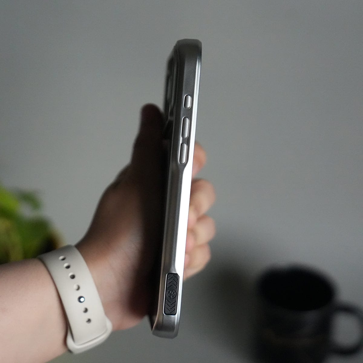 iPhone 17 Pro Max Electroplated Frame Transparent Magsafe Case