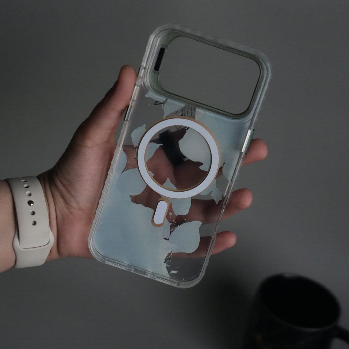 iPhone 17 Pro FloraCrystal Clear Floral Design Case with Color Metal Camera Stand Frame